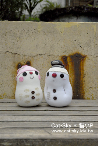 *小雪人月台情人座 (貓小P的襪娃娃)