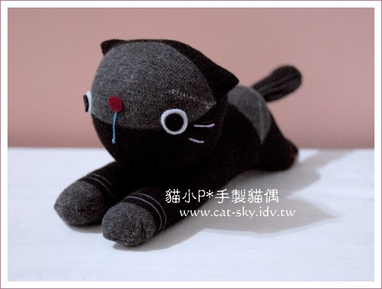 可愛趴趴貓